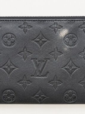 Louis Vuitton Black Men’s Crossbody Messenger Bag